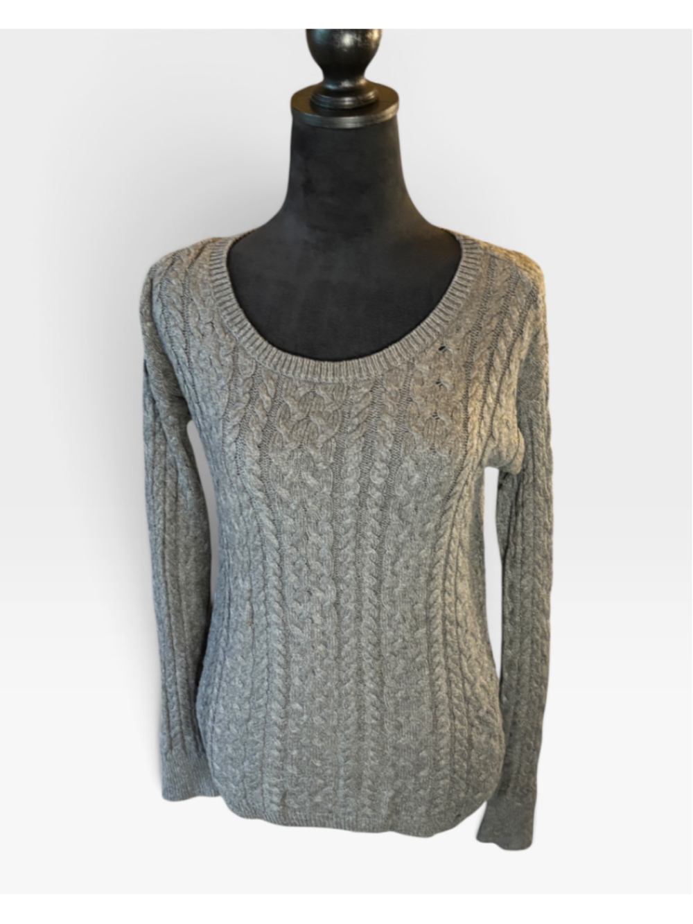 American Eagle Outfitters Grey Long Sleeve Sweater - Size S